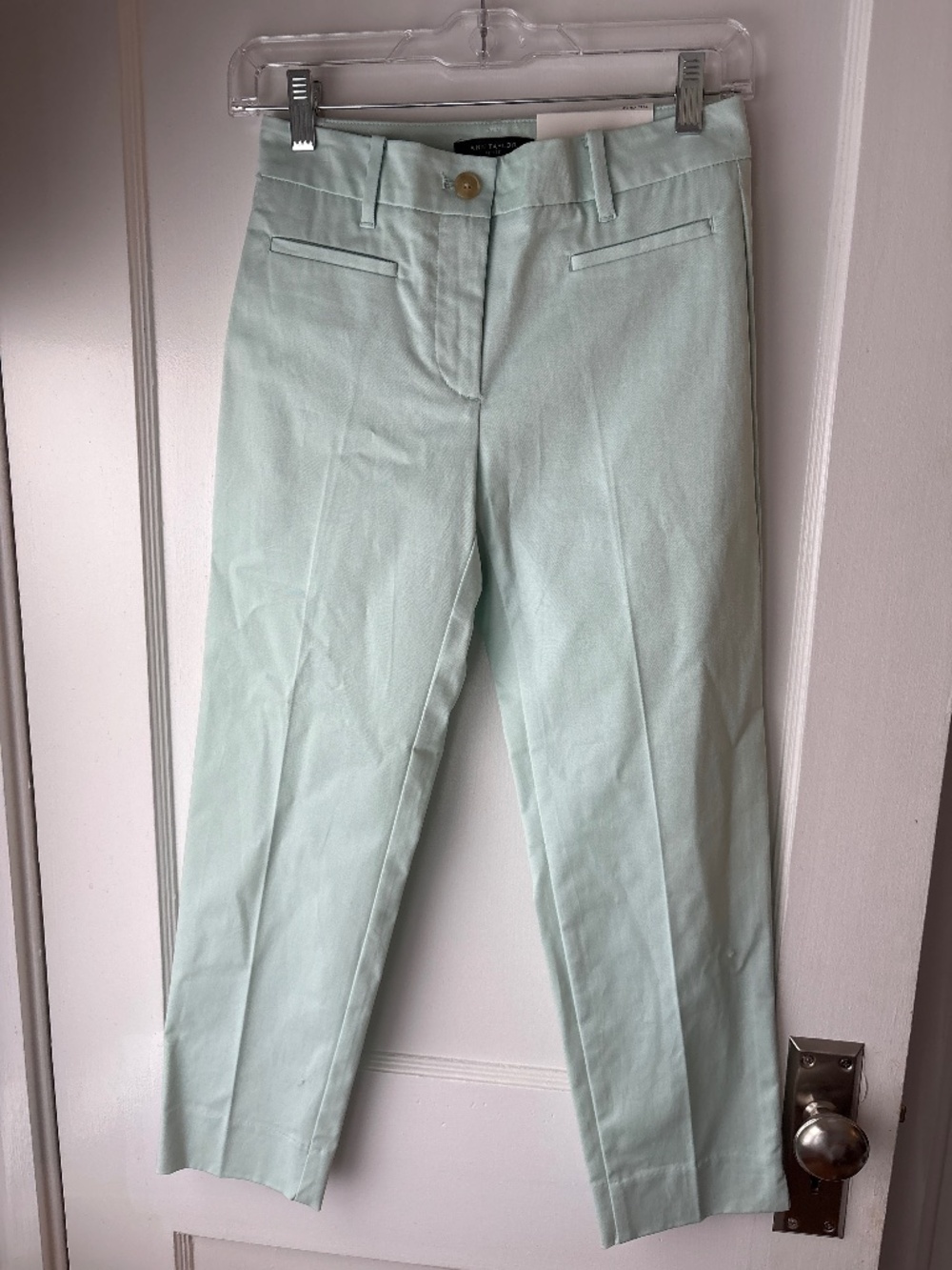 Ann Taylor Mid Rise Crop Pant in Mint Green, Sz 00P, NWT